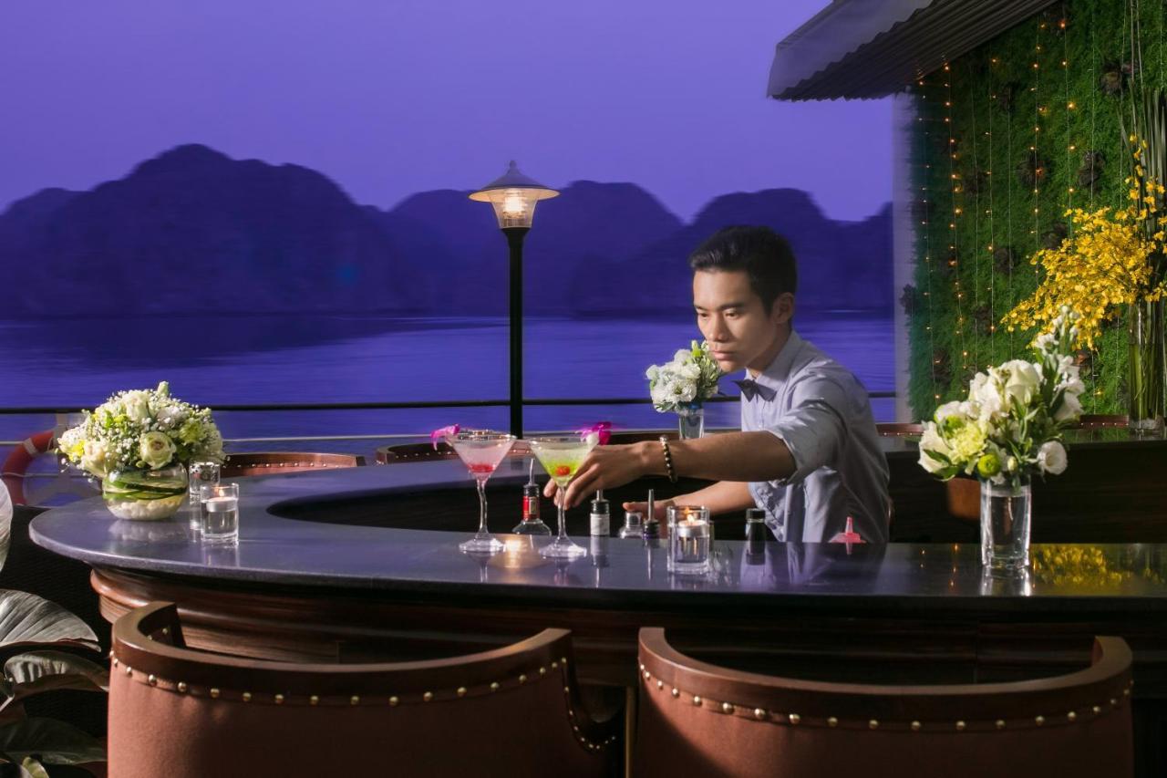 Hotel Era Cruises Halong Ha Long Exteriér fotografie